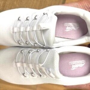 Avia White Slip-On Memory Foam 10US 42EUR